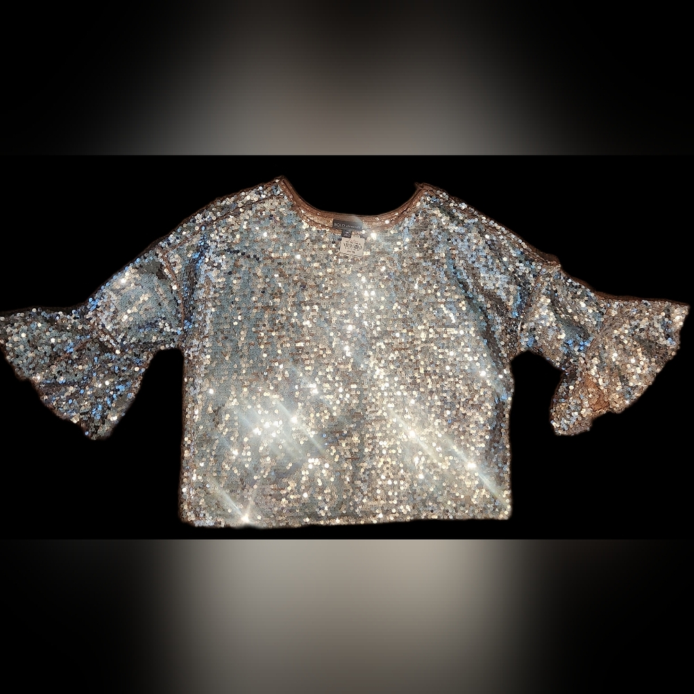 BOLD Elements Silver Sequin Top